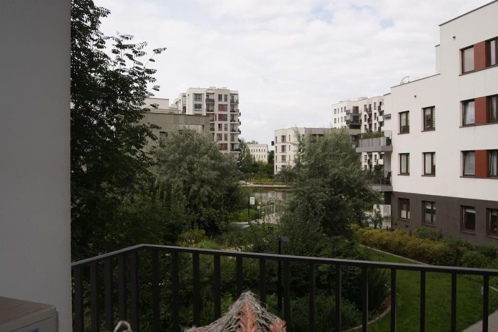 Апартаменти Cichy, Nowoczesny, Komfortowy Przy Galerii Mokotow Варшава Екстер'єр фото