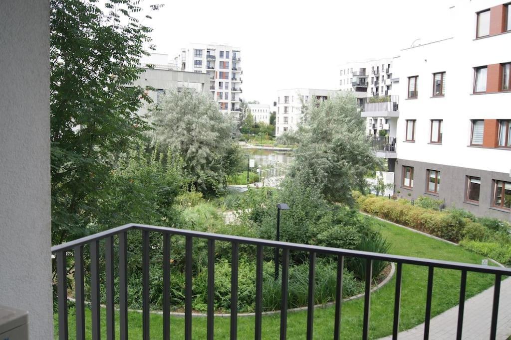 Апартаменти Cichy, Nowoczesny, Komfortowy Przy Galerii Mokotow Варшава Екстер'єр фото